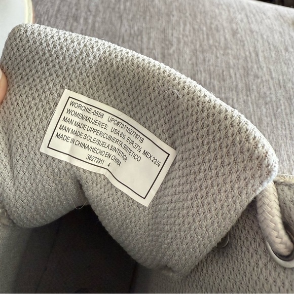 Lugz Womens 6.5 Gray Heeled Boots Lace Up Chunky Heel Lug Sole Combat Style - Picture 4 of 6